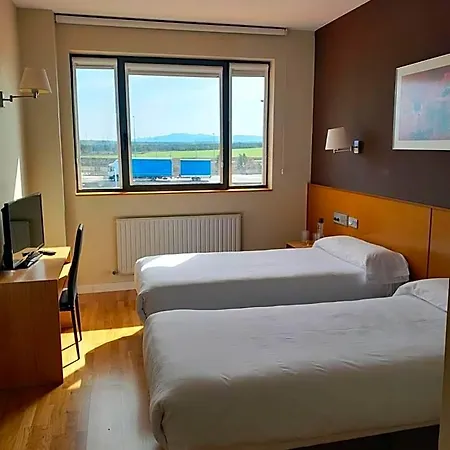 Hotel Restaurante Abadesa 2*